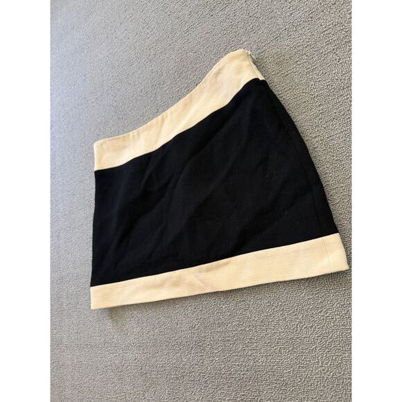 MILLY Women's 8 Black‎ Mini Skirt Ivory Colorblock Trim - Picture 5 of 8